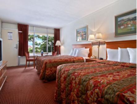 Garden Inn Fredricksburg South Фредериксберг Номер фото
